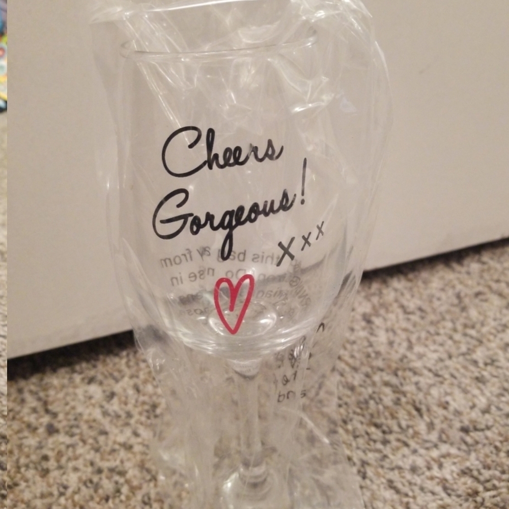 New Couples Glass Set - Picture 4 of 4